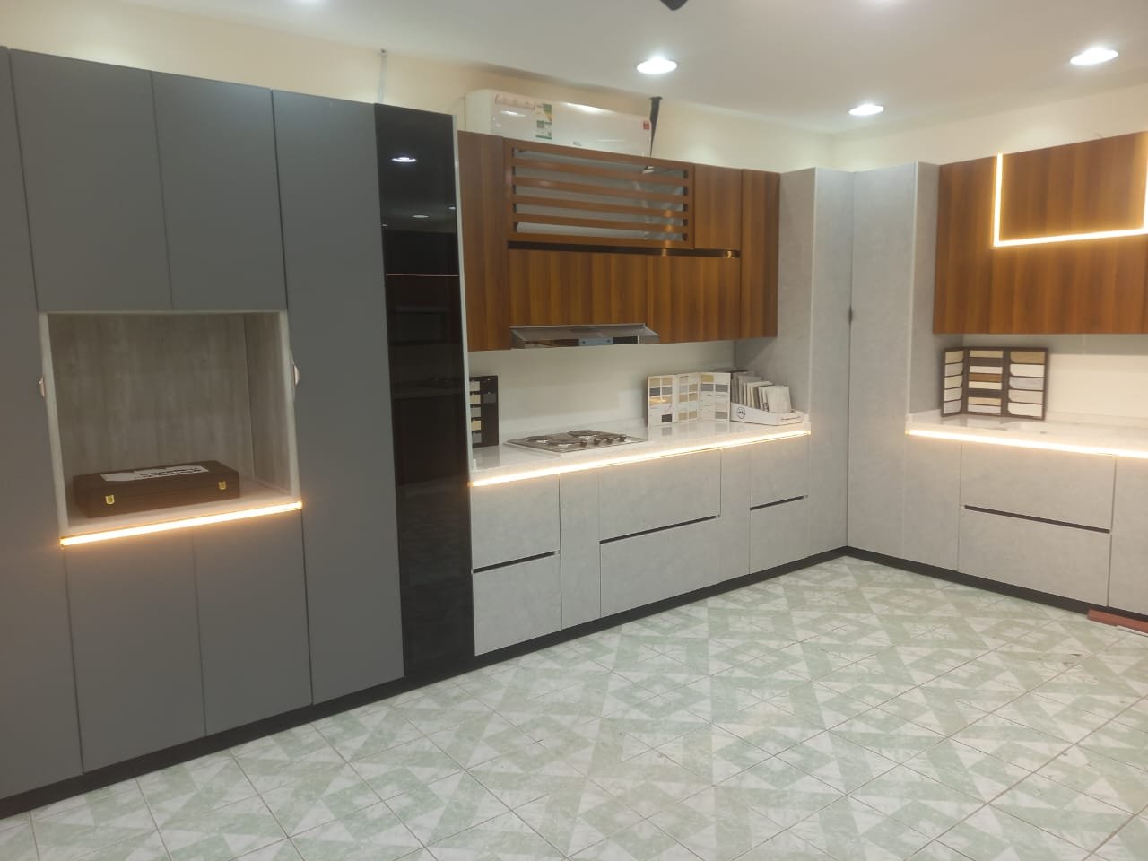 WhatsApp Image 2025-10-29 at 23.26.39_a036e0aa